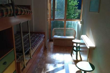 Duplex Con Jardin En Ezcarayアパートメント エクステリア 写真